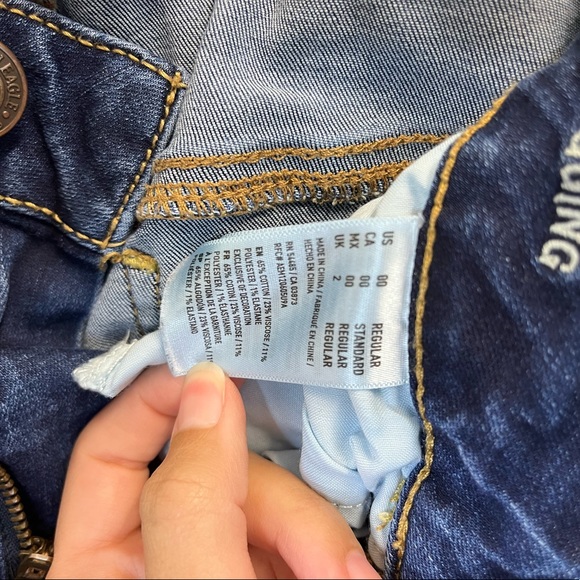 American Eagle Super Super Stretch Dark Wash Skinny Jeana - Picture 6 of 6